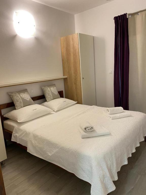 Apartmani Adria 2 Baška Voda المظهر الخارجي الصورة