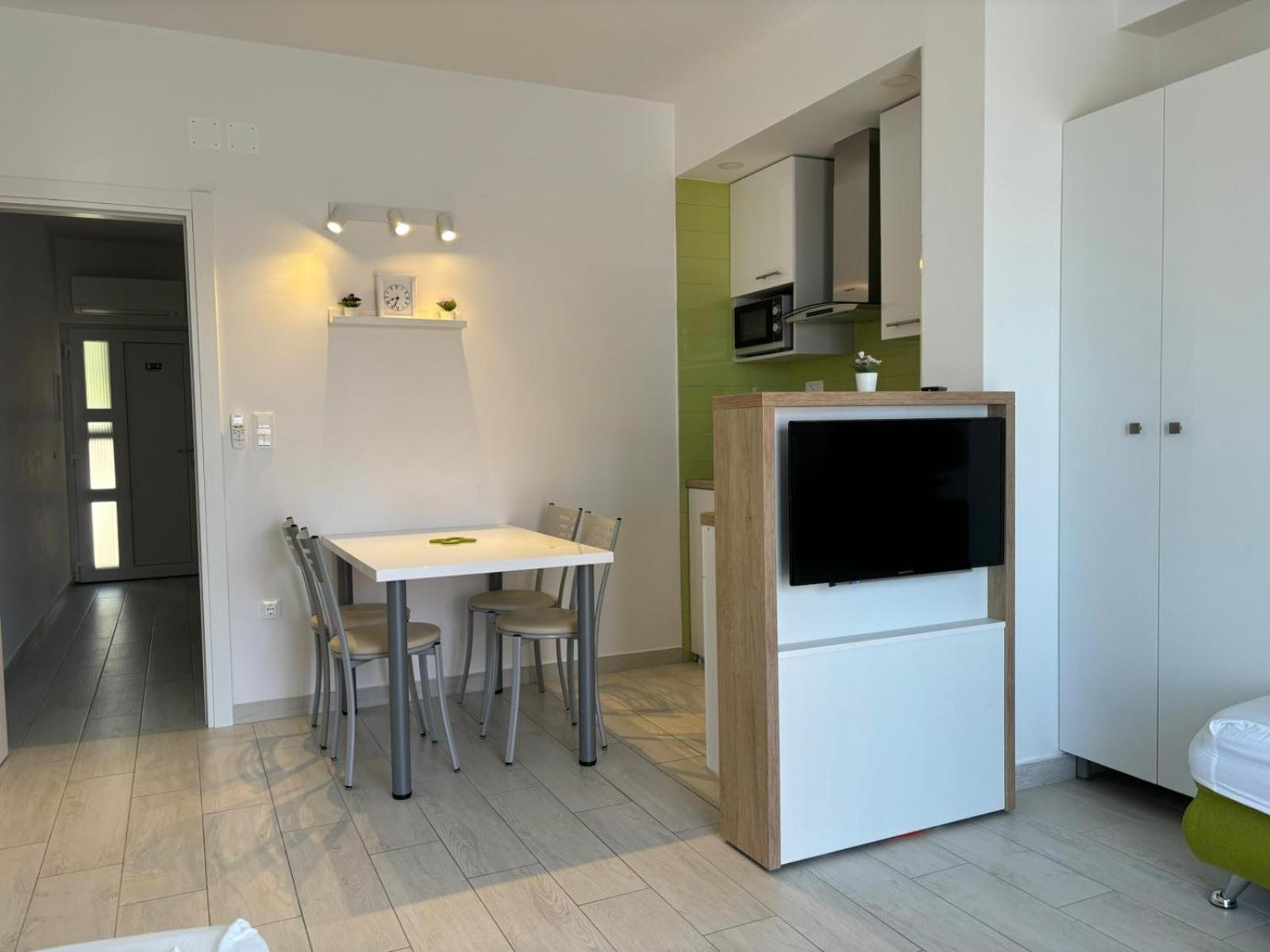 Apartmani Adria 2 Baška Voda المظهر الخارجي الصورة